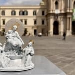Figurka Matki Bożej Pompejańskiej